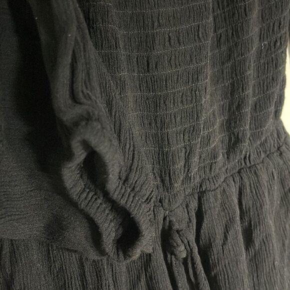 Onetheland off the shoulder romper size small - Picture 6 of 6